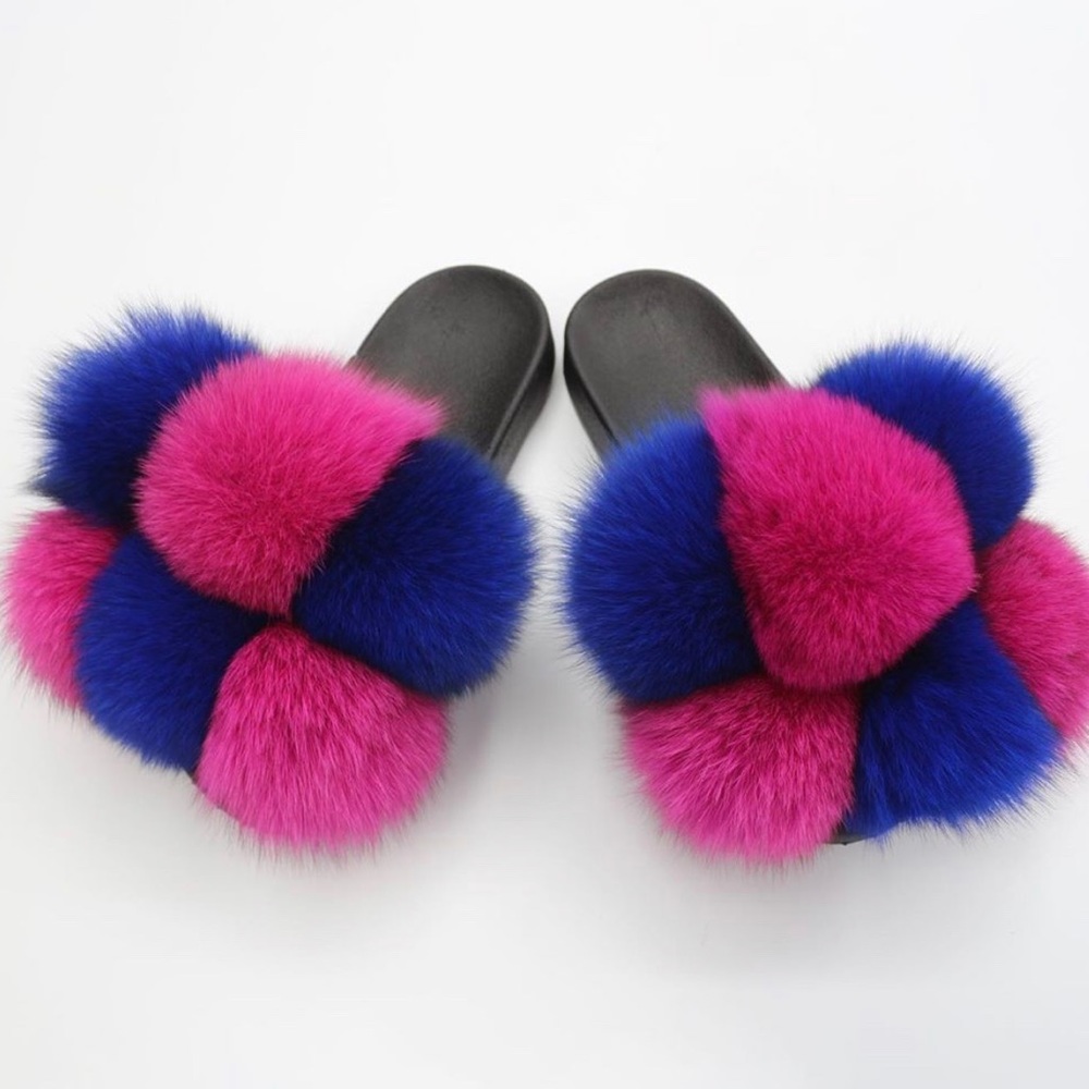 Pom Pom fur slides